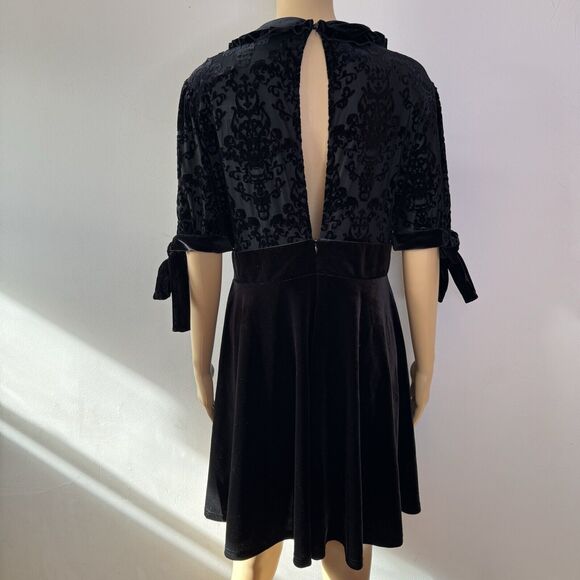 KILLSTAR Miss FurFur Black Velvet Babydoll Dress Goth Grunge Witchy Y2K XL NWT - Picture 2 of 12
